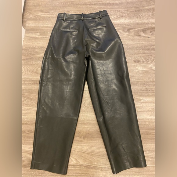 Black Aritzia Shirley Pant Size 4 - Picture 3 of 5